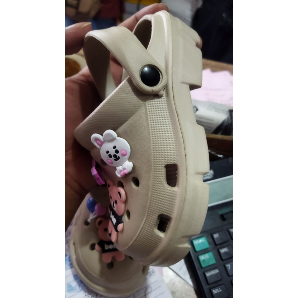 sandal baim fuji anak golfer dilli aksesoris jibbitz teddy bear terlaris 805 (24-35)sandal anak gemoyy ala eva korea