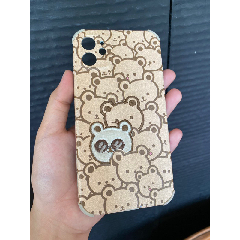Preloved case beruang cute, iphone 11 mini