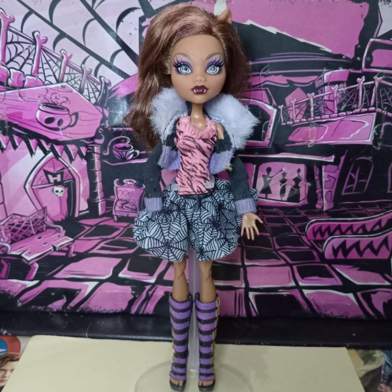 Boneka Barbie Monster High Clawdeen Wolf Basic Signature