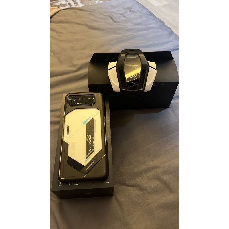 Asus ROG phone 6 5G 8/256GB + air cooler