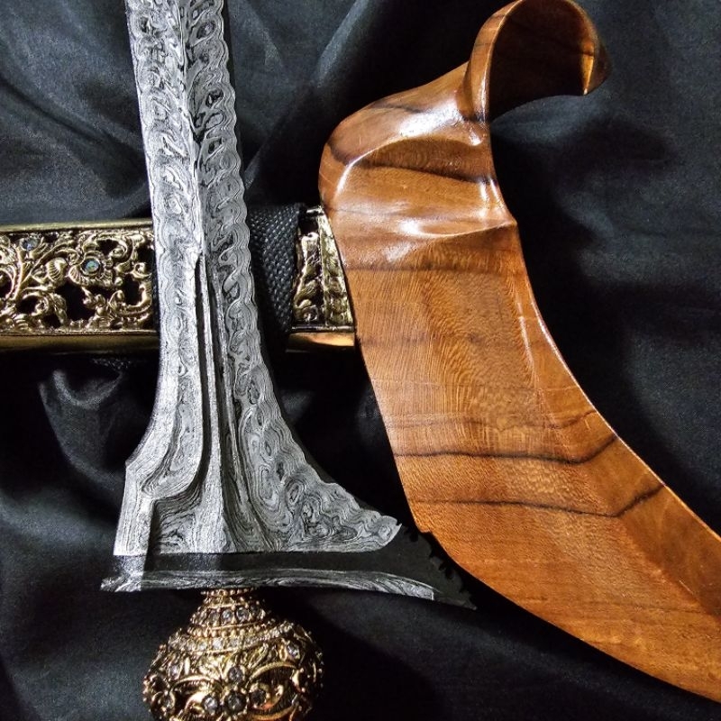 Keris Panji Nom Pamor Manggar