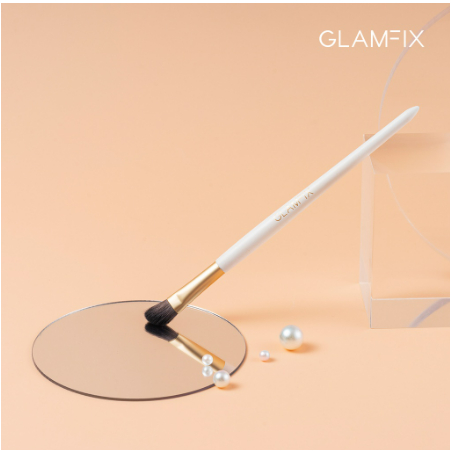 GLAMFIX Precision Eyeshadow Brush Make Up 1PCS _ Kuas Make Up Eyeshadow | GLAM FIX Alat Kecantikan Makeup by YOU