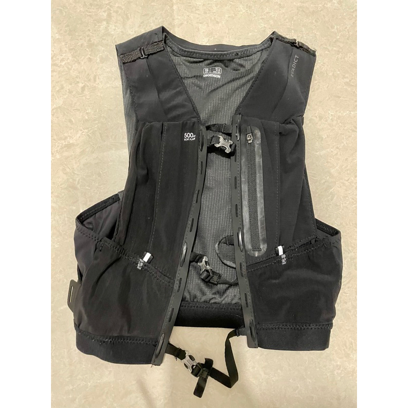 PRELOVED VEST AONIJIE KALENJI KONDISI MASIH BAGUS 99%