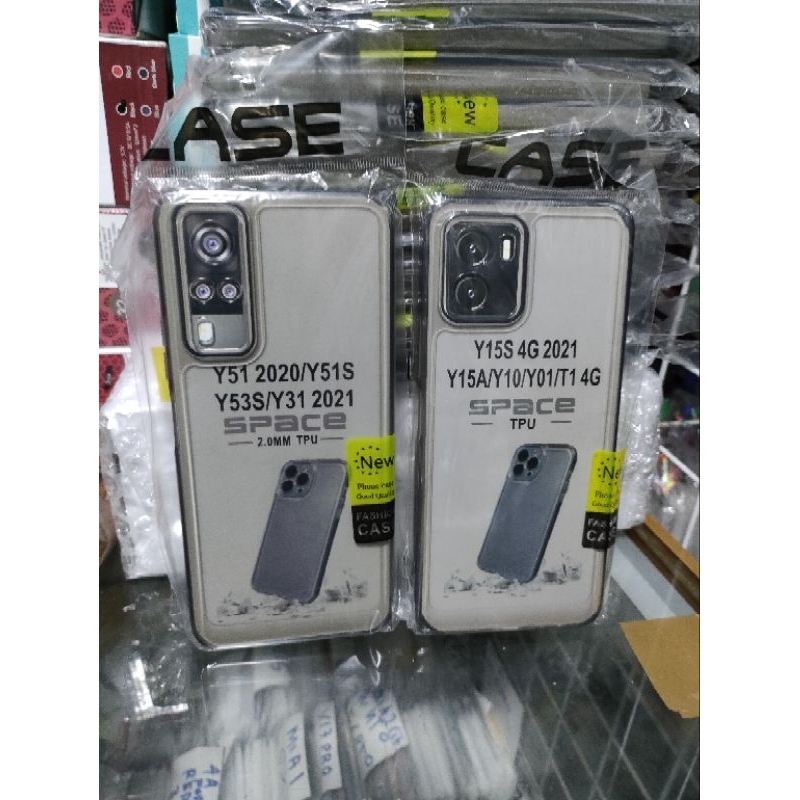 Softcase Vivo Y20 Y20I Y20S Y20SG Y12S Y12A Y15S Y10 Y01 Y21 Y33T Y21S Y21A Y21T Y33S Y51 Y53S Y51A V2030 Y30 Y50 Y30i Y50i Y91 Y95 Y93 Y35 Y22 Y17 Y15 Y12i Lubang 4 Y02T Y02 V25 Y16 V27 Y36 Y17S Silikon Casing Case Clear Hitam Transparan Pelindung Camera