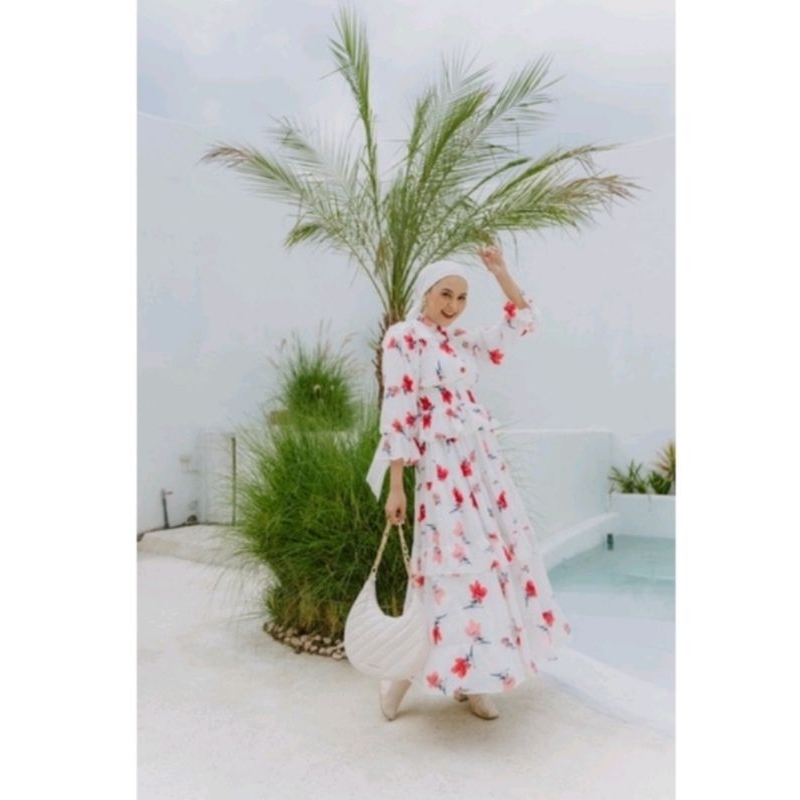 Intalicious - Belva Set Flowers