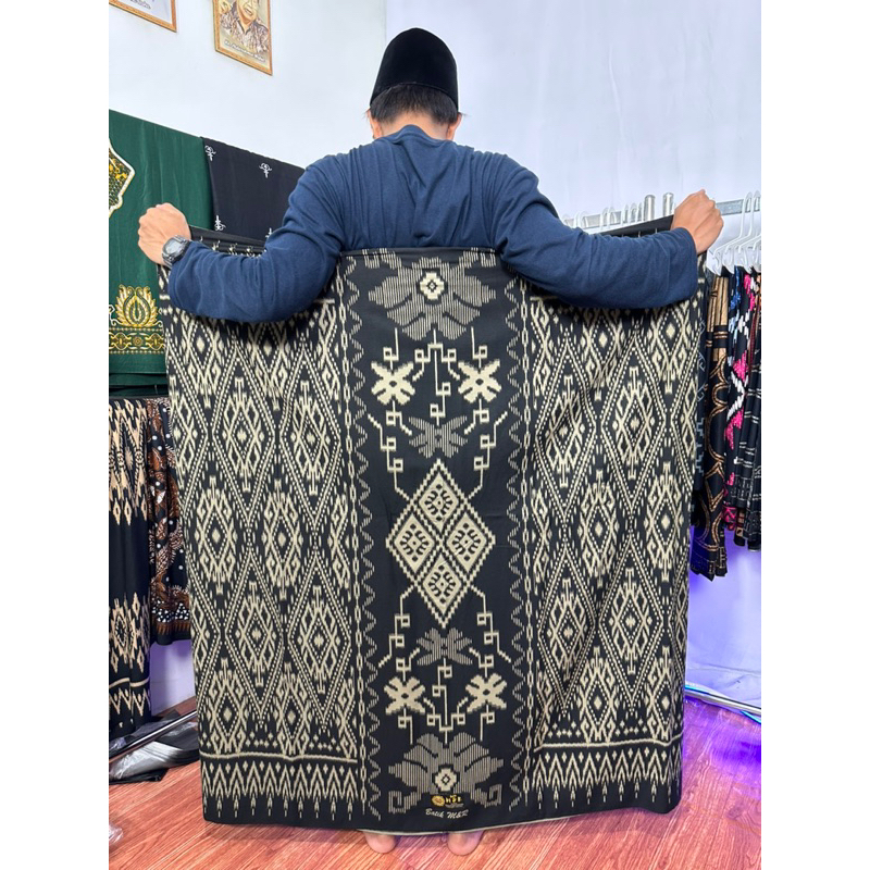 Sarung Batik Pria / Sarung Batik Pekalongan / Sarung Hitam