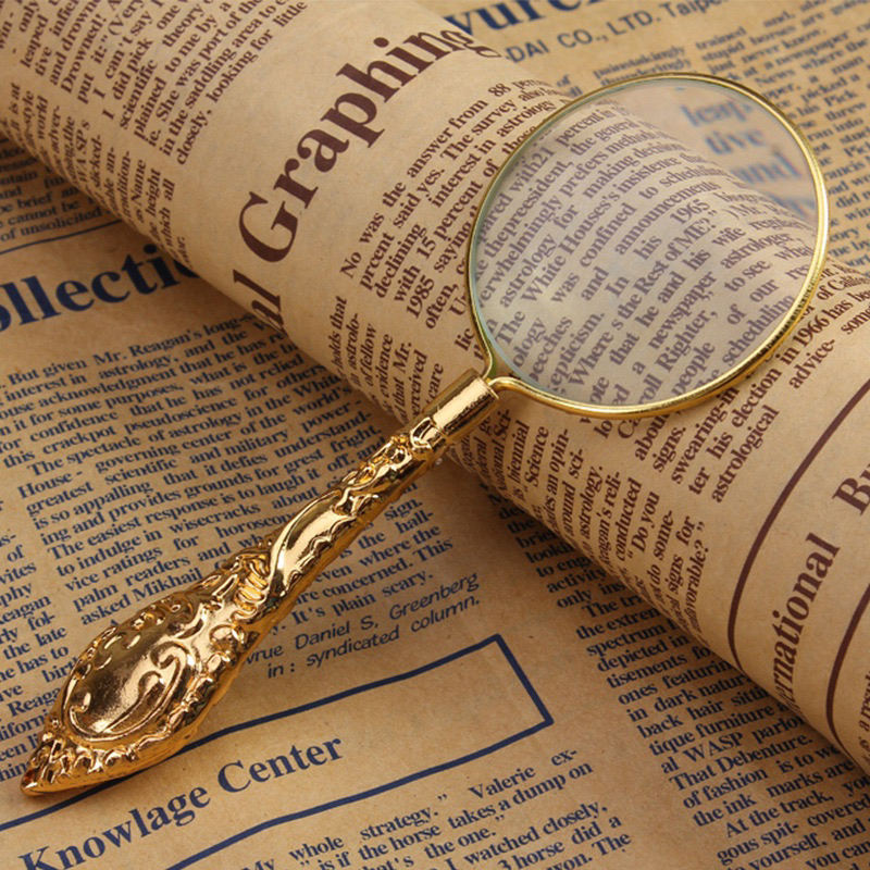

Kaca pembesar European style Magnifying Glass Lens Embossed Handheld kaca pembesar propert foto kaca