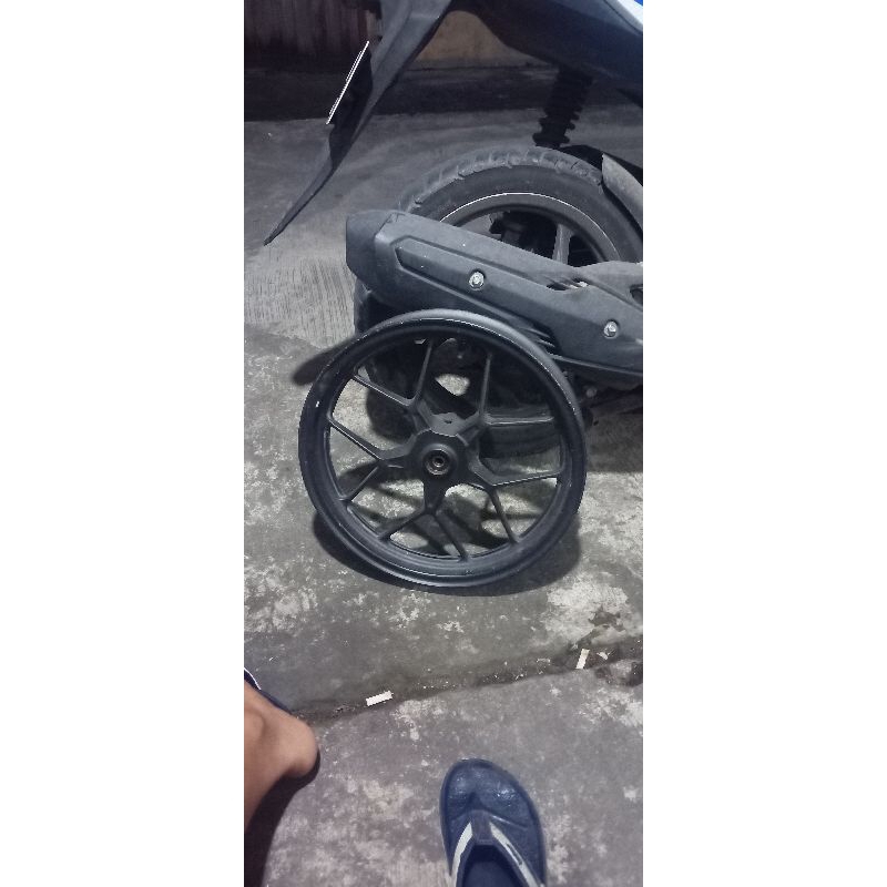 velg bekas vario 125 2018 ORIGINAL DEALER