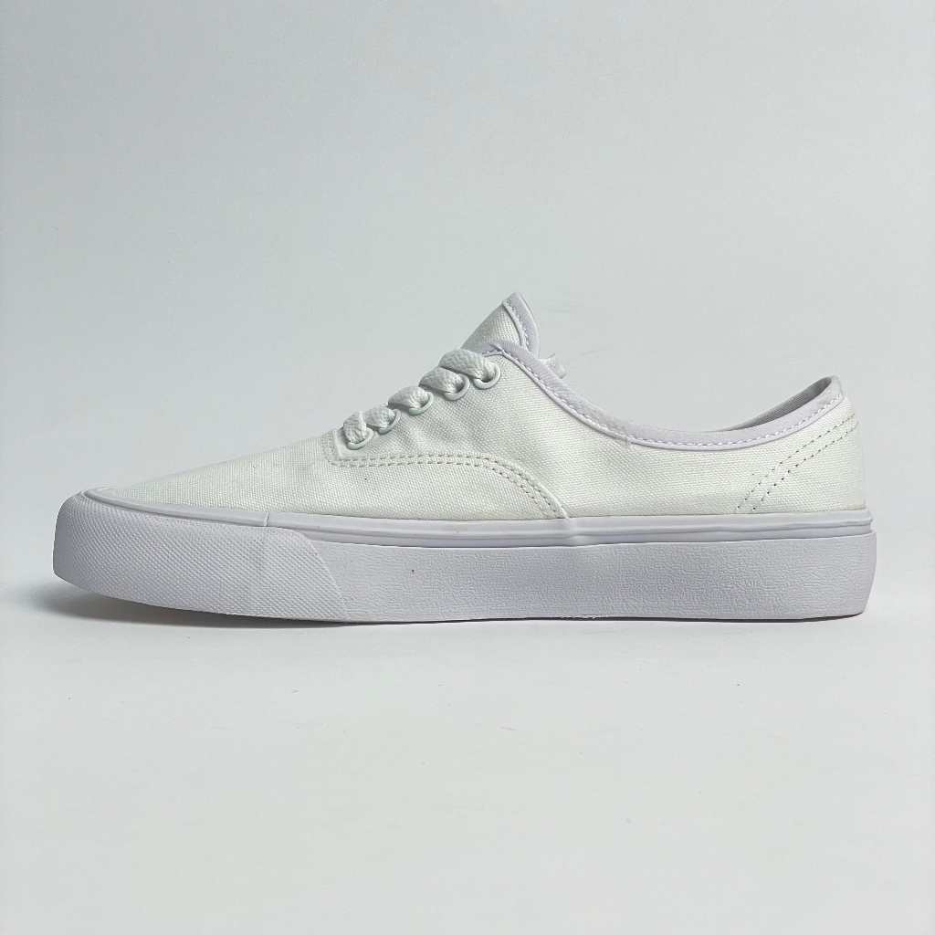 SIDSNEAKS - Sepatu Sneakers Hector Full White