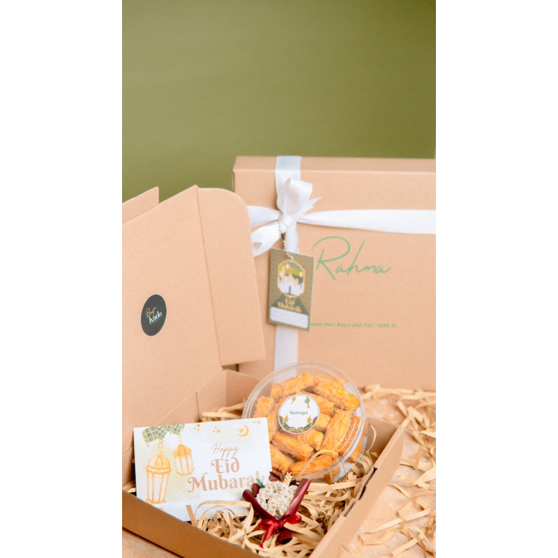 

Hampers lebaran / kue lebaran / box Hampers / custom box