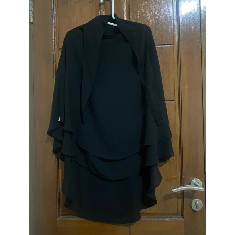 PRELOVED FRENCHKHIMAR ANNISA.co sister brand ladress