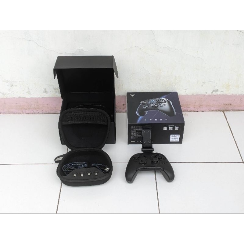 Flydigi Apex 2 Fullset Version