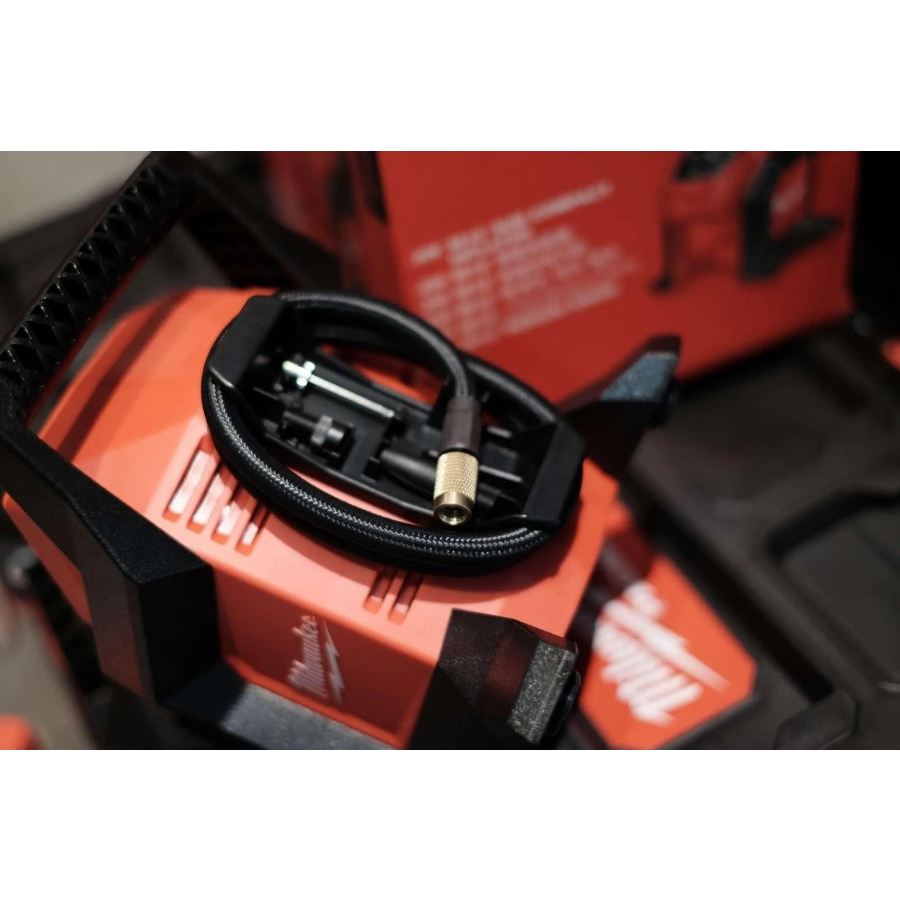 Milwaukee M12BI-0 12V 120PSI Brushless Compact Inflator/ Pompa Baterai