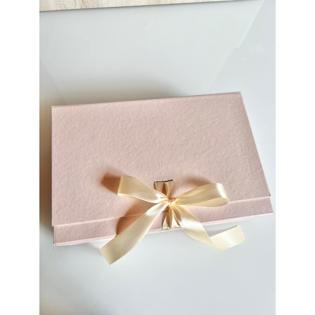 

READY STOCK Hard Box Pita/ Box Hampers/ Kotak Kado (TIDAK BISA CUSTOM UKURAN)
