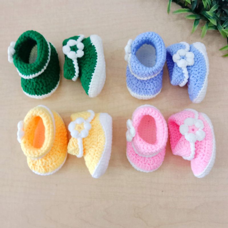 Prewalker Rajut baby shoes sepatu bayi perempuan/cewek 0-3bulan