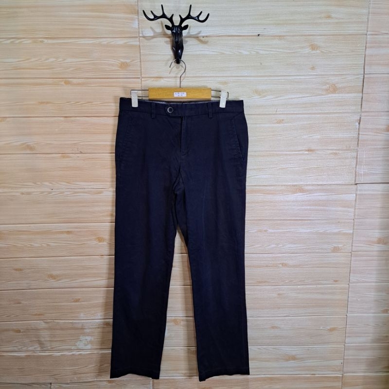 Celana Panjang Chino Kode chn 277 Mind BridgeSize 29-30
LP 80cm P95cm OL19