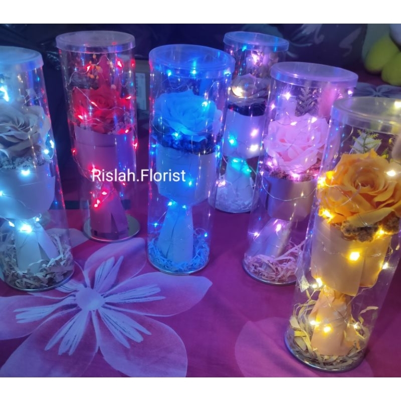 Buket bunga [Buket tabung istimewa] kado istimewa ulang tahun wisuda wedding anniversary valentine