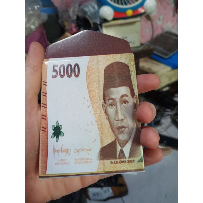 

amplop lebaran karakter