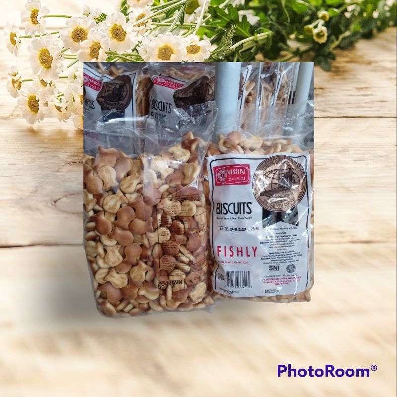 

nissin biskuit fishly