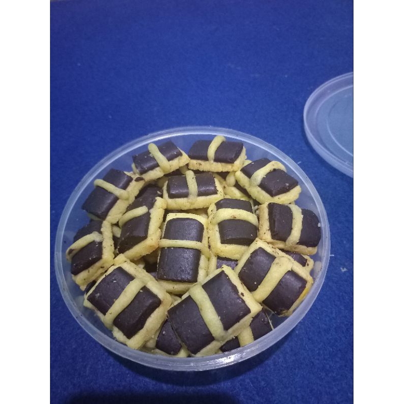 

CHOCO STICK COOKIES 250GRAM