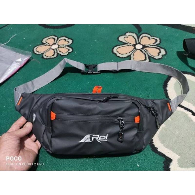 TAS PINGGANG PRIA REI WAISTBAG TAS SELEMPANG ANTI AIR BAHAN BIMO