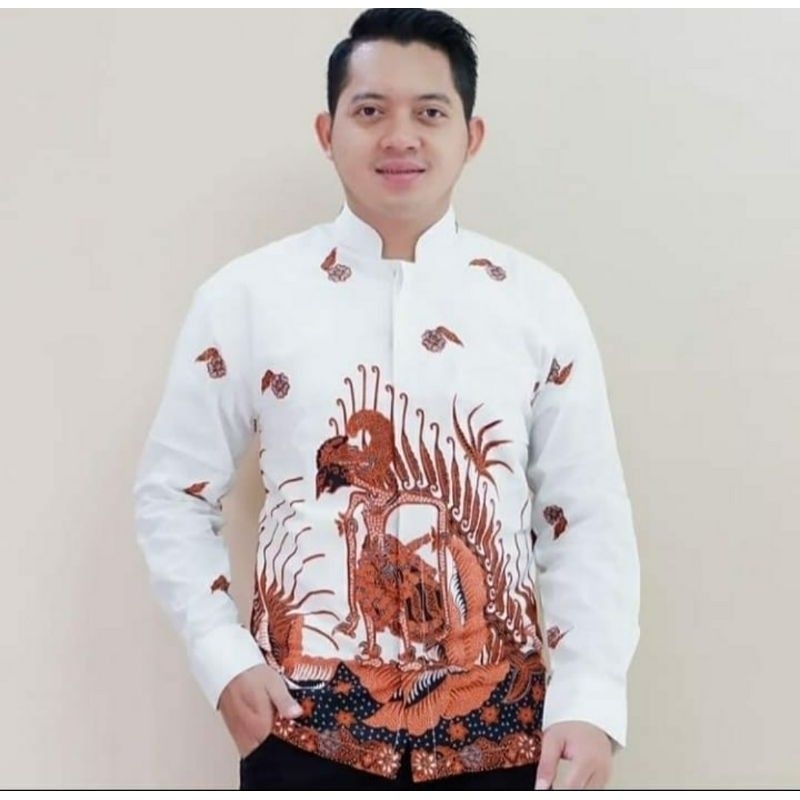 KOKO PUTIH  Spesial batik koko putih  BAHAN HALUS FULL FURING  MACAM MACAM DENGAN DASARAN PUTIH BERSIH