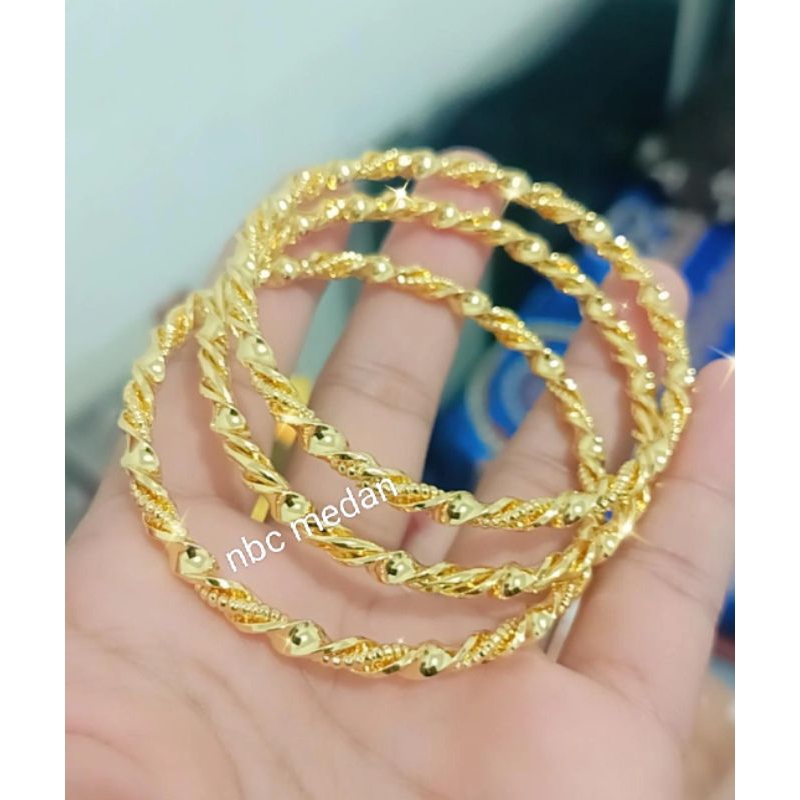 Gelang keroncong lapis emas 24k /replika, tahan lama,awet,persis seperti asli,tahan,cantik