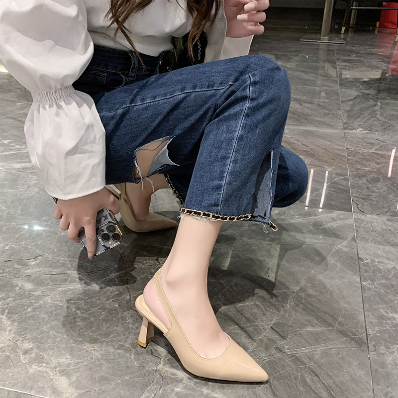 Women Shoes Strap Office Kitty Heels / Sepatu Heels Wanita 5398 (36 - 40)