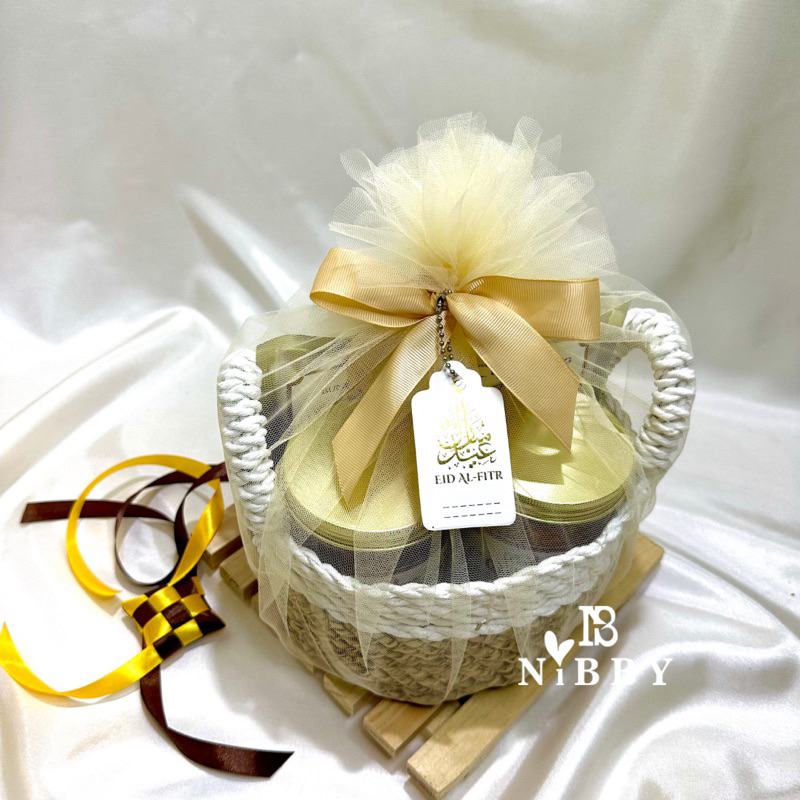 PARCEL LEBARAN PREMIUM Parsel Hari Raya Idul Fitri Ramadhan Oleh-oleh Orang Tua Pacar Teman Sahabat Kado Hampers Paket Ramadan Kue Kering Nastar Kastengel Monde Susu Bumbu Masak Halal Greentea