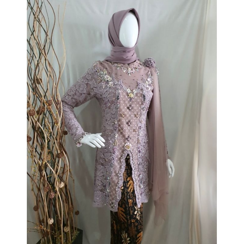 preloved kebaya brand ivory studio rtw