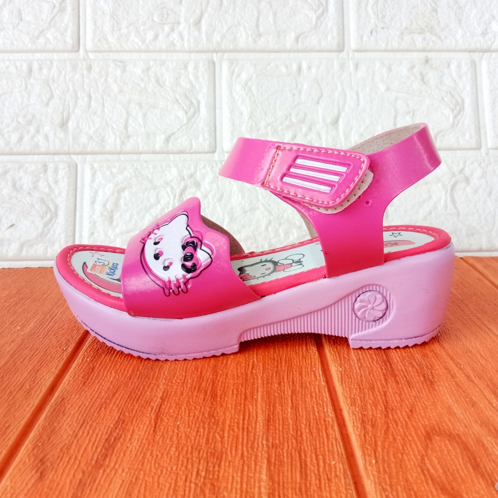 Sandal Let Anak Wedges NINNDY Hello Kitty Hak 4,5cm Size 26-35 Pink