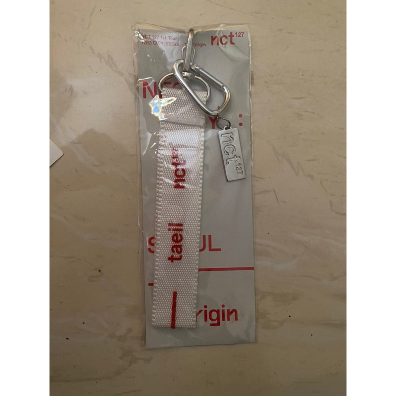 

Lanyard Namtag Taeil Neocity Seoul