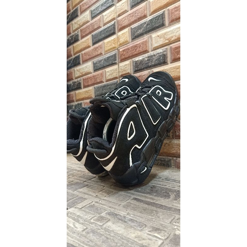 SEPATU NIKE UPTEMPO BLACK WHITE ORIGINAL