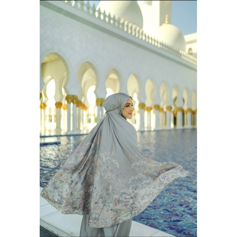 Buttonscarves Al Qasr Prayer Robe