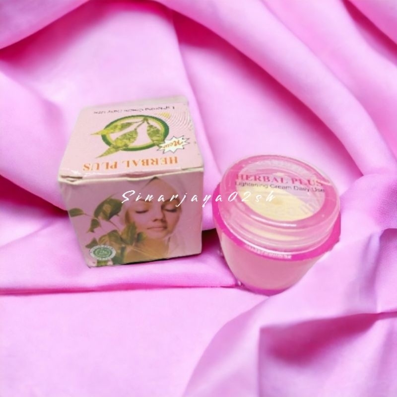 ( harga 1lsn isi 12 ) CREAM HERBAL PLUS 2 IN 1 WHITENING DAY &amp; NIGHT ORIGINAL BPOM