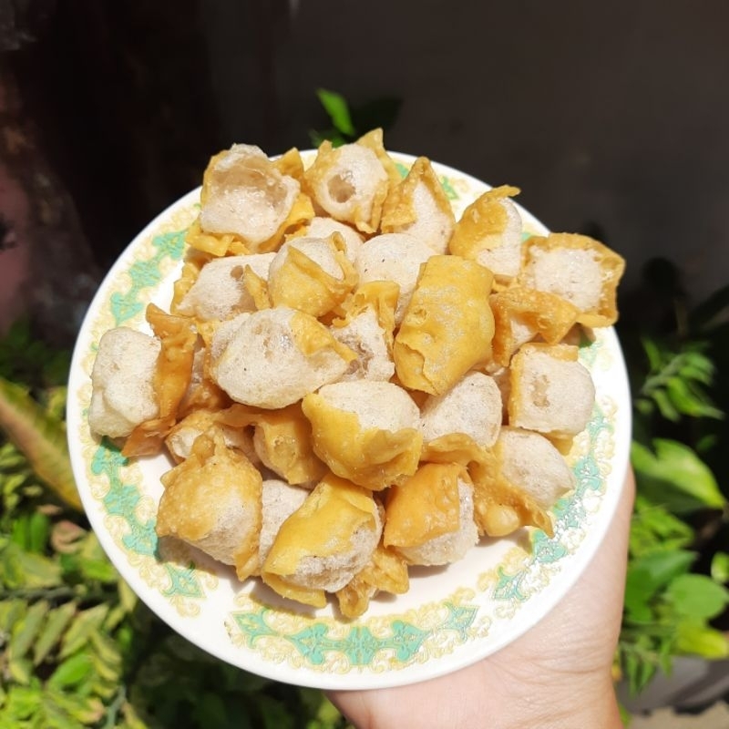 

Topping Cuanki Siomay