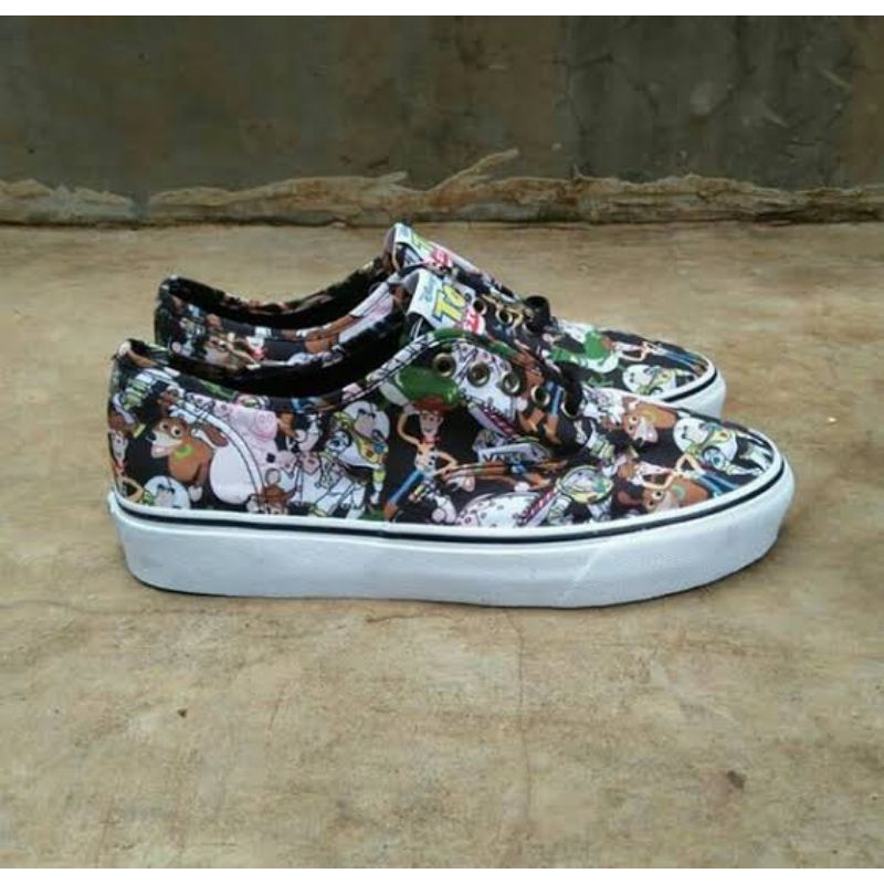 Sepatu Vans Auth X Toy Story