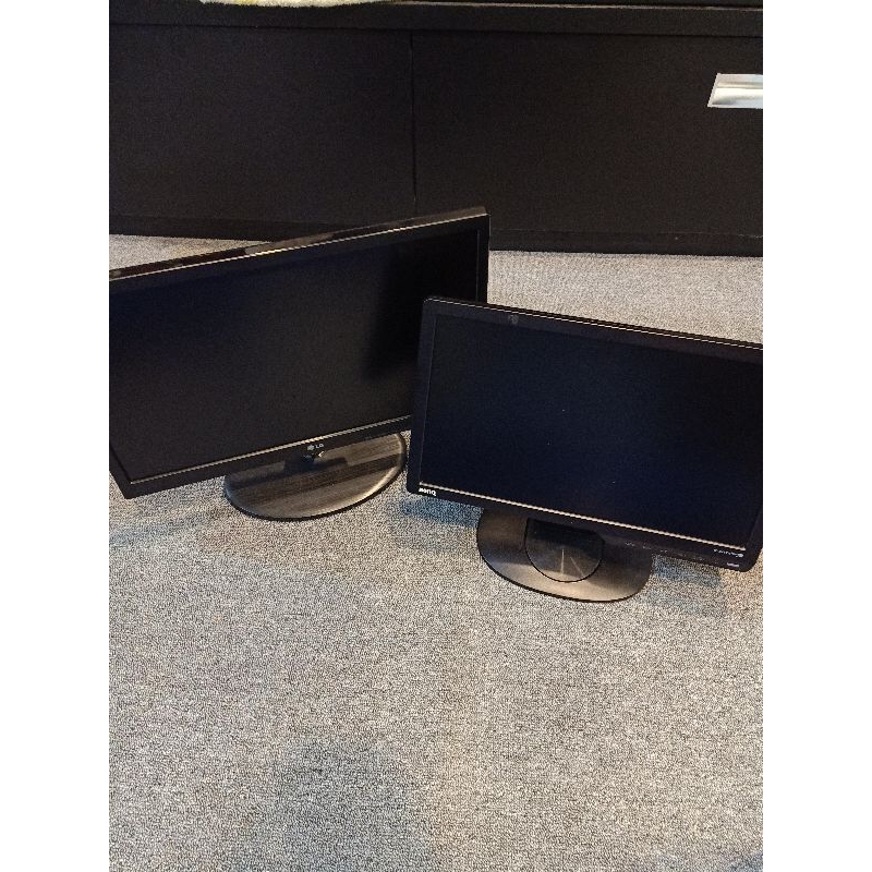 LG 19 inch monitor, BenQ 16 inch monitor