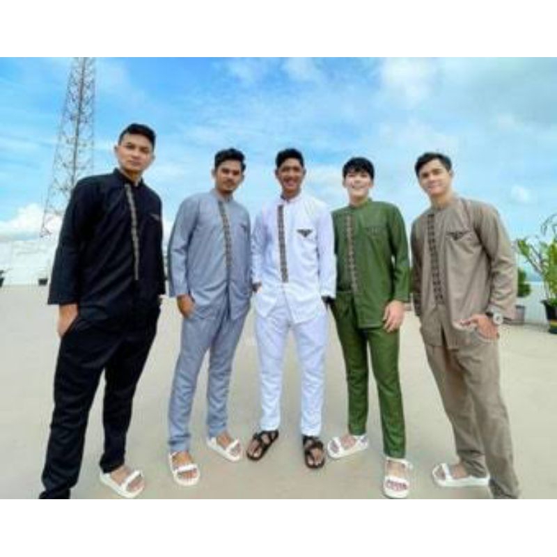 One set Co-gan Arrafi kolaborasi dengan Arya Saloka