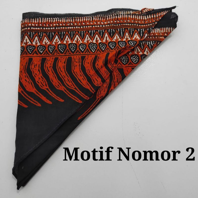 Udeng Segi Tiga Motif Modang