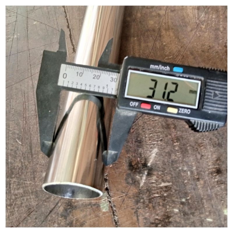 Pipa Bulat Stainless OD 31 mm Tebal 1,5 mm Panjang 49 cm
