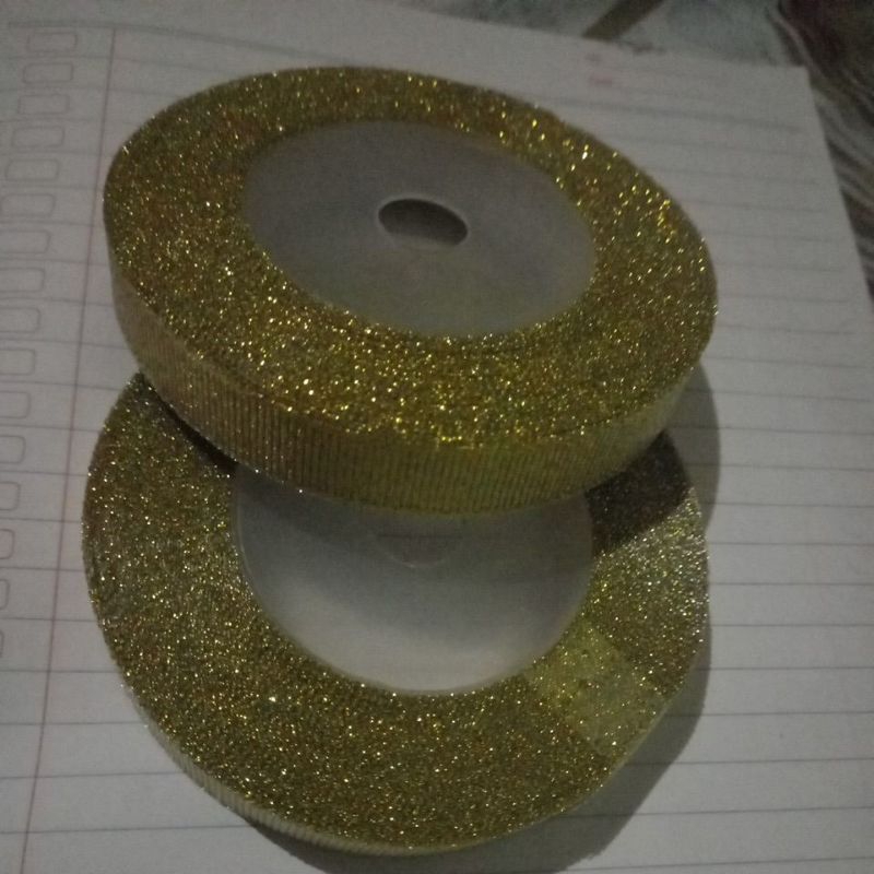

pita gold gliter 1,3 cm