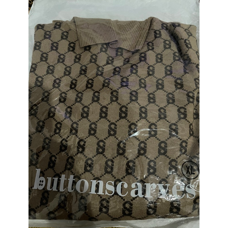 Signature Comfy Sweater Buttonscarves