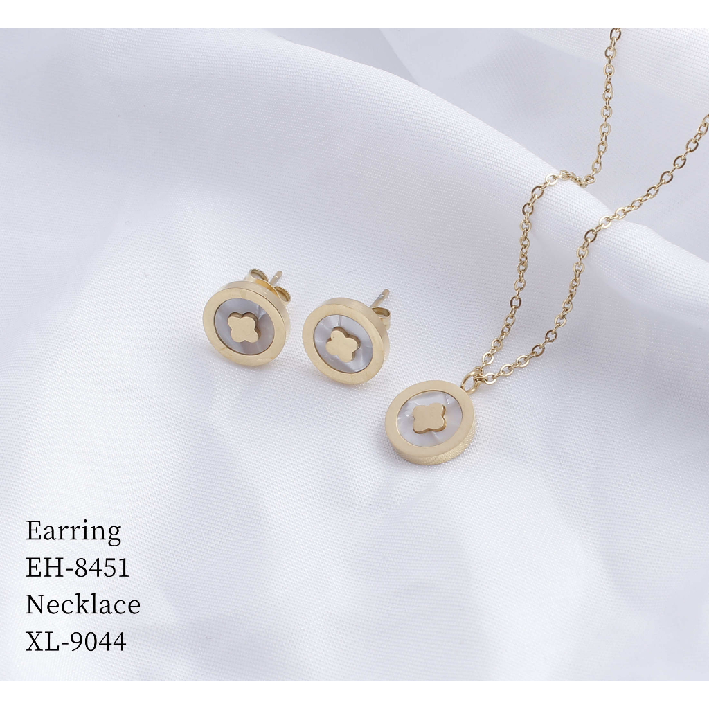 Set Perhiasan Titanium Kalung Dan Anting Fashion Jewelry