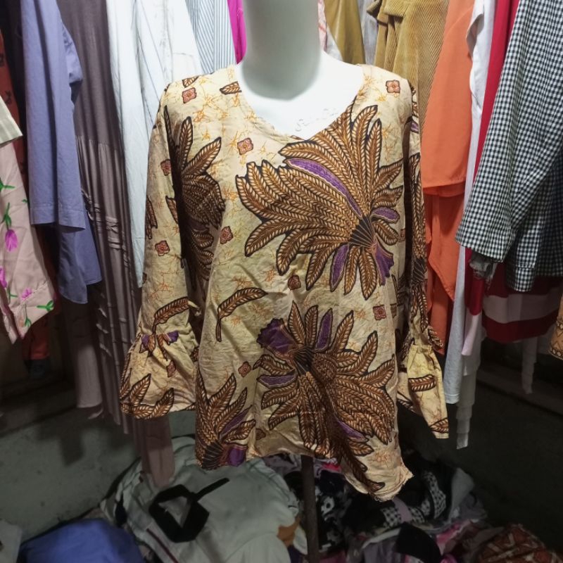 blouse batik lengan panjang terompet prelove ld 120 ats 935