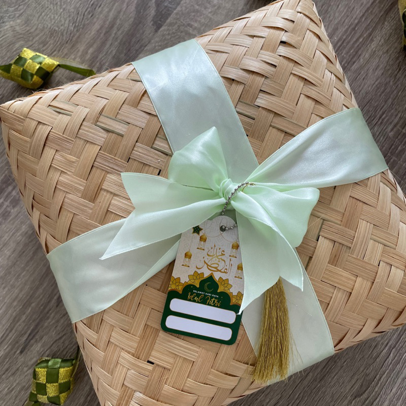 

Besek Hampers Idul Fitri | Box Besek Lebaran