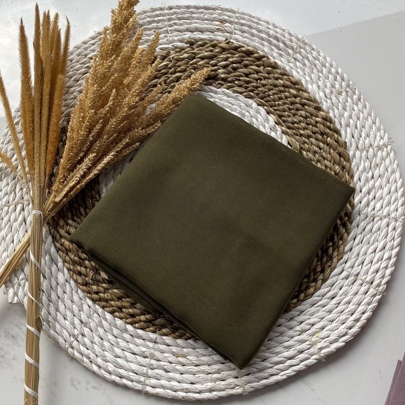 MEDAN BELLA SQUARE JILBAB KERUDUNG SEGI EMPAT VARIASI BANYAK PILIHAN WARNA TERMURAH TERBAGUS BISA CO