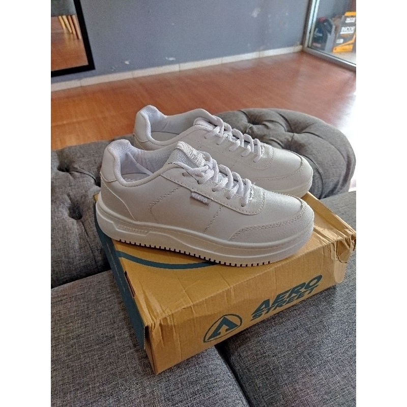 Aerostreet Leona Series BNIB - Sepatu Sneakers