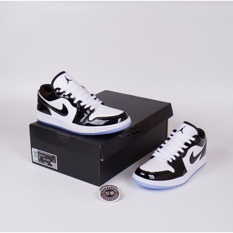 Sepatu Nike Air Jordan 1 Low SE Concord