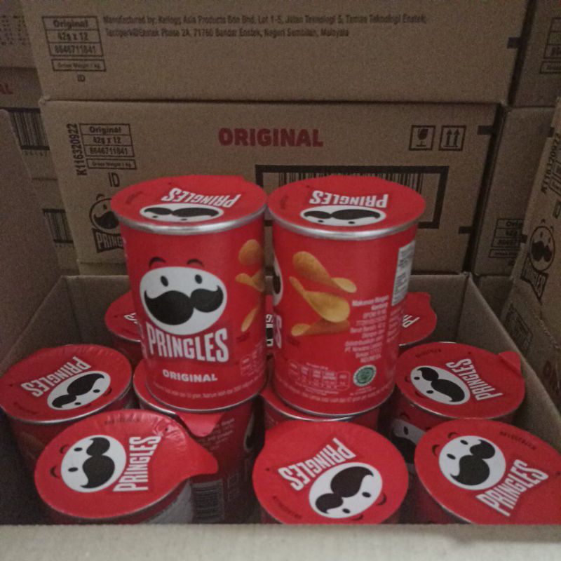 

Pringles mini original/sour 1 dus isi 12 pcs @42gr, ed. Nov 2025